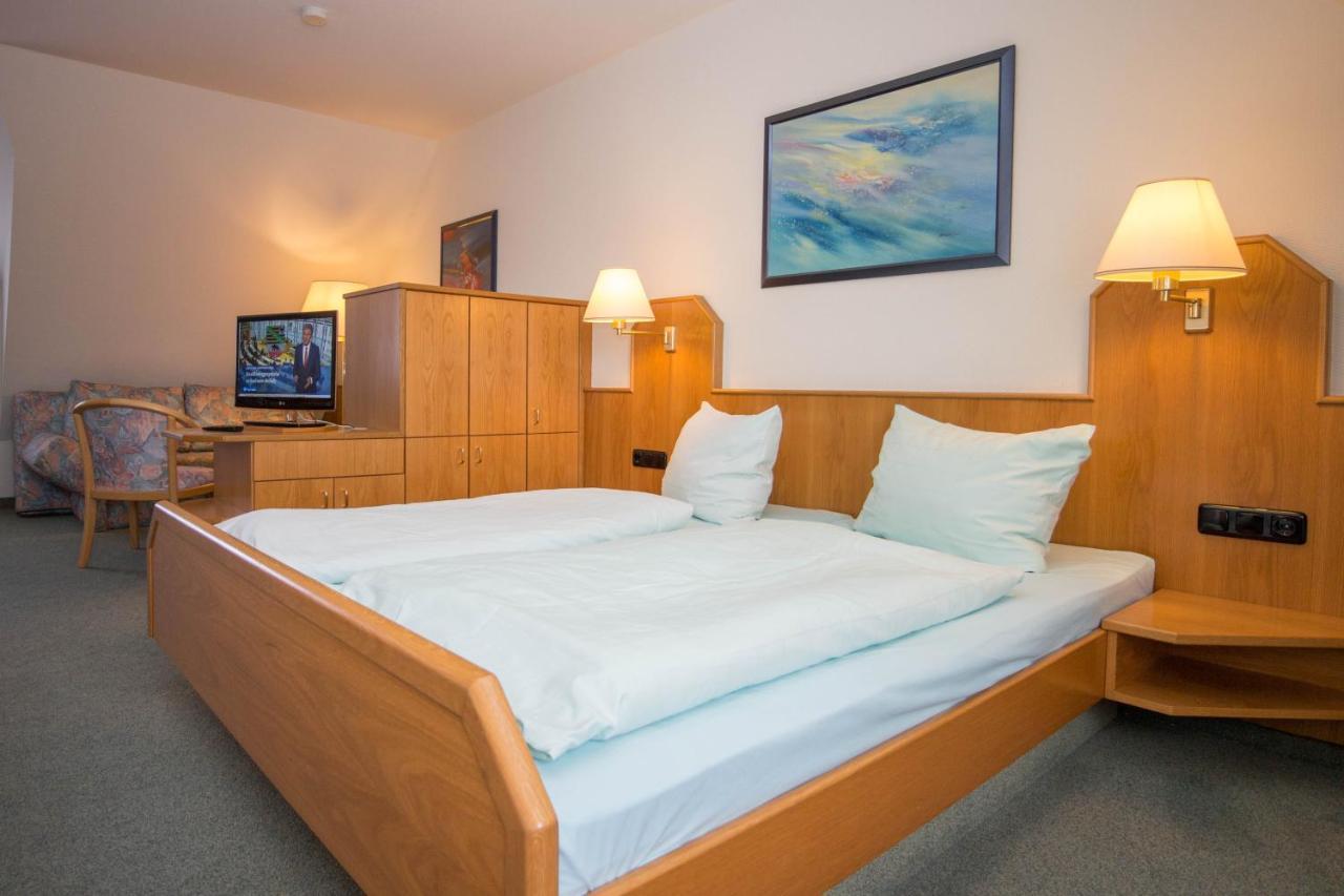 Ruser'S Hotel Schonberg in Holstein Екстер'єр фото